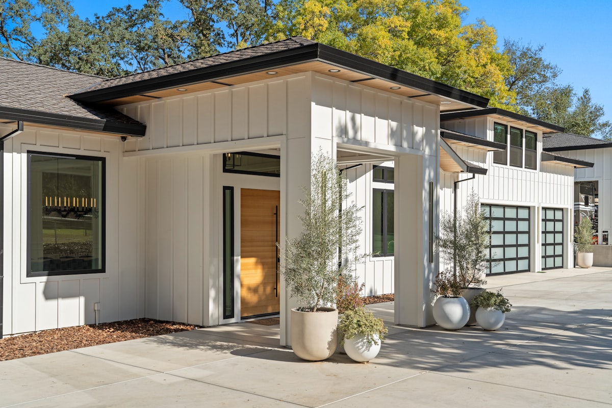 Detached garage and shop exterior